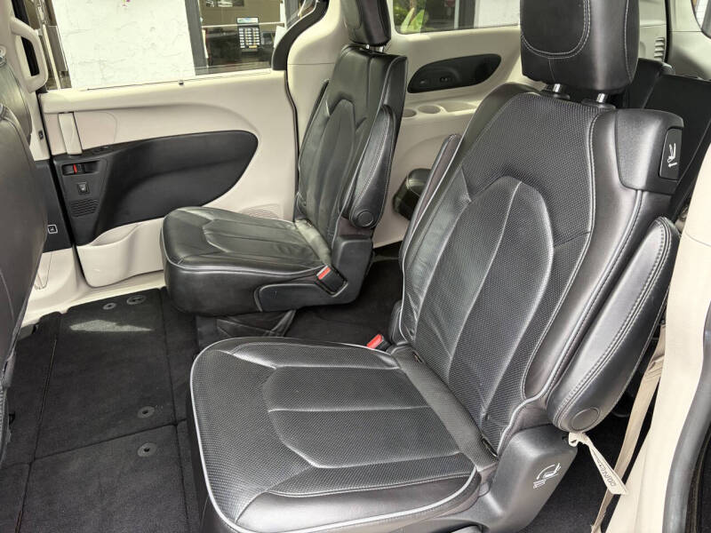 2019 Chrysler Pacifica Limited