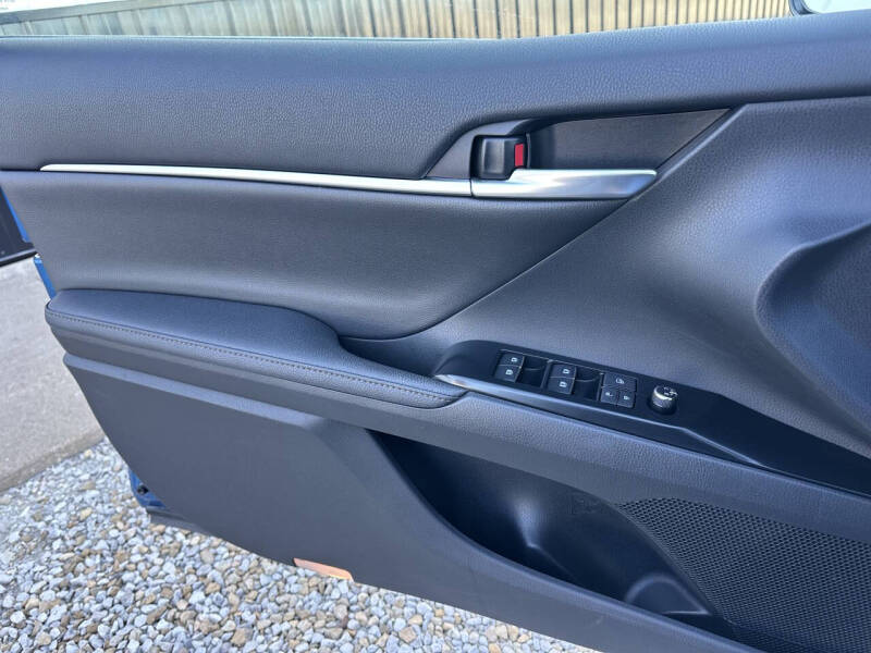 2019 Toyota Camry XLE