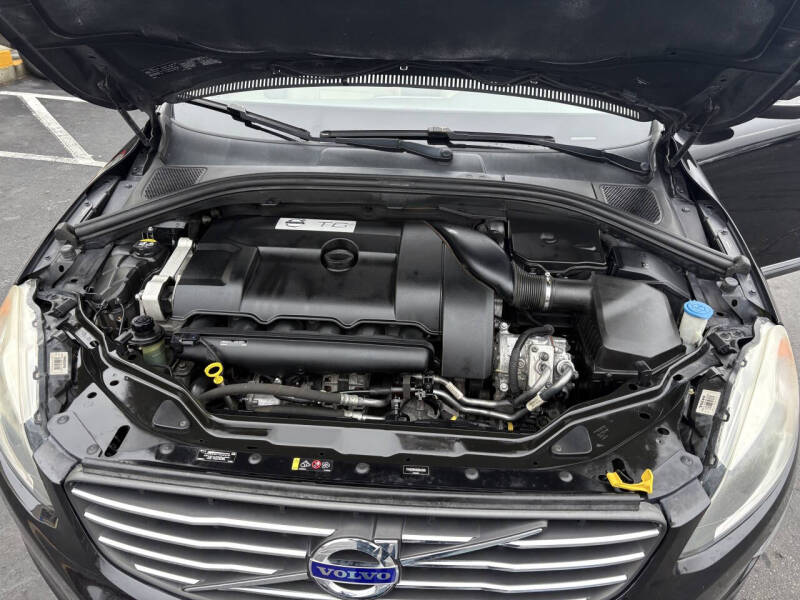 2016 Volvo XC60 T6