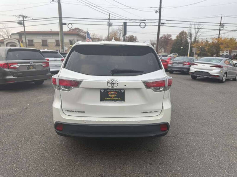 2016 Toyota Highlander Limited