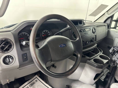 2014 Ford E-Series E-150