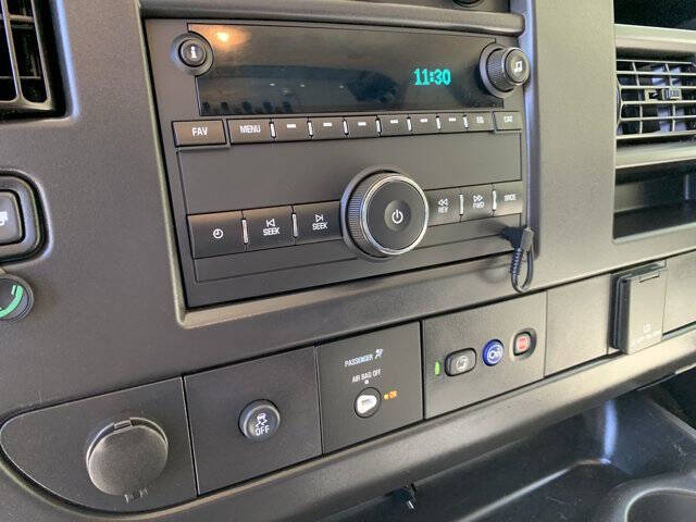 2024 Chevrolet Express 2500