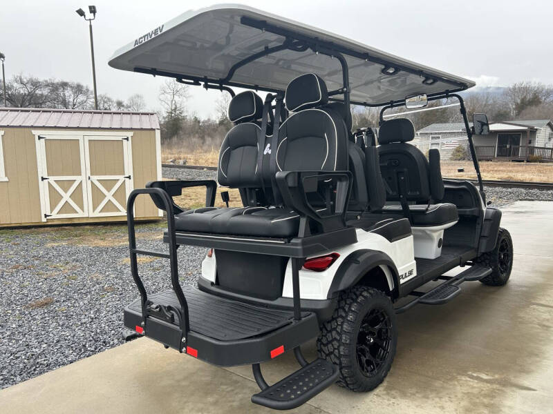 2026 Active Pulse 6 Seater lifted