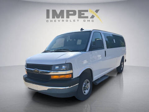 2025 Chevrolet Express LT 3500