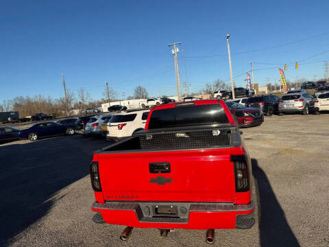 2018 Chevrolet Silverado 1500 Custom
