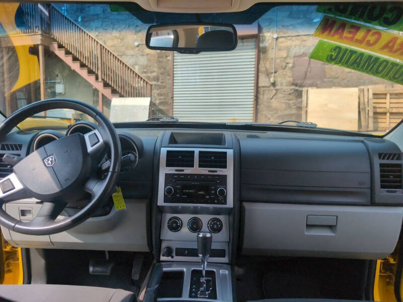 2010 Dodge Nitro Detonator