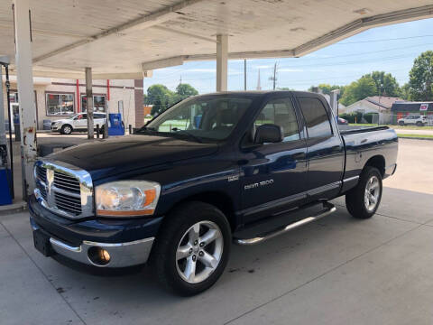 2006 Dodge Ram Pickup 1500 for sale at JE Auto Sales LLC in Indianapolis IN