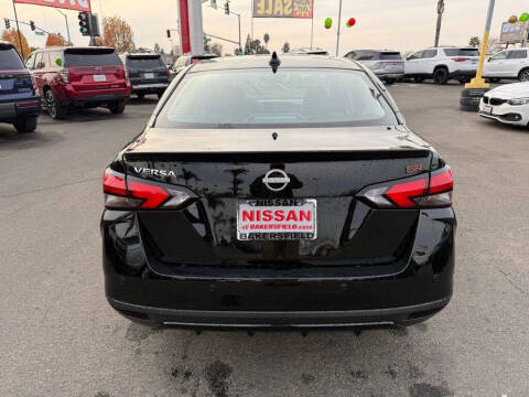 2025 Nissan Versa SR