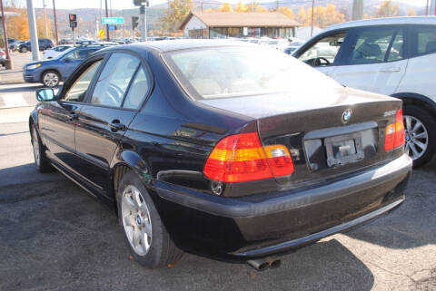 2004 BMW 3 Series 325i