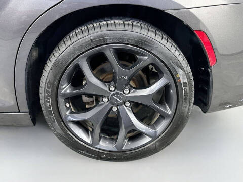 2023 Chrysler 300 S V6