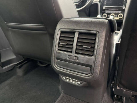 2022 Volkswagen Passat SE