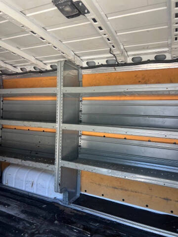 2020 Nissan NV 2500 HD SV