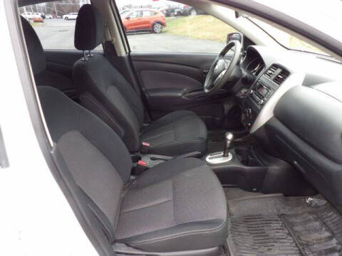 2016 Nissan Versa 1.6 SV