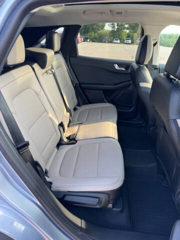 2022 Ford Escape SEL