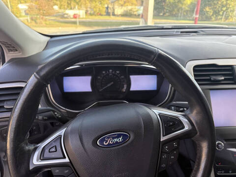 2013 Ford Fusion SE