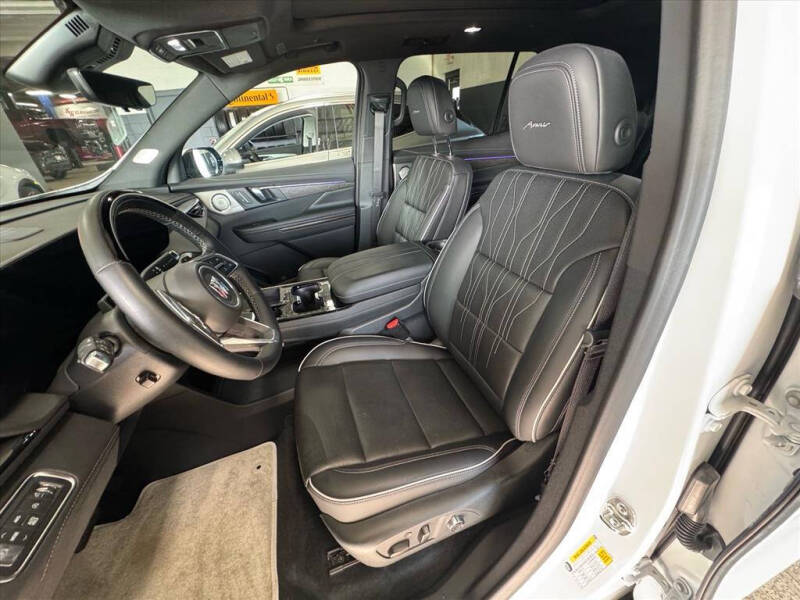2025 Buick Enclave Avenir