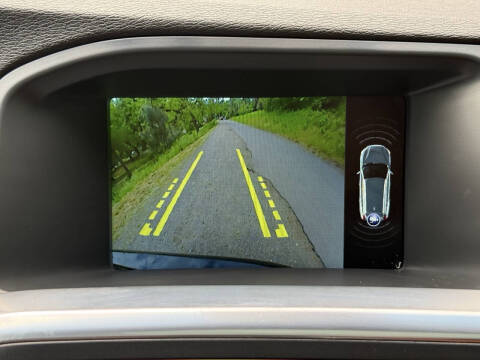 2015 Volvo V60 Cross Country T5