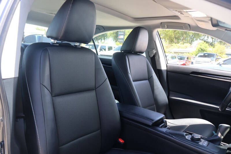 2017 Lexus ES 350