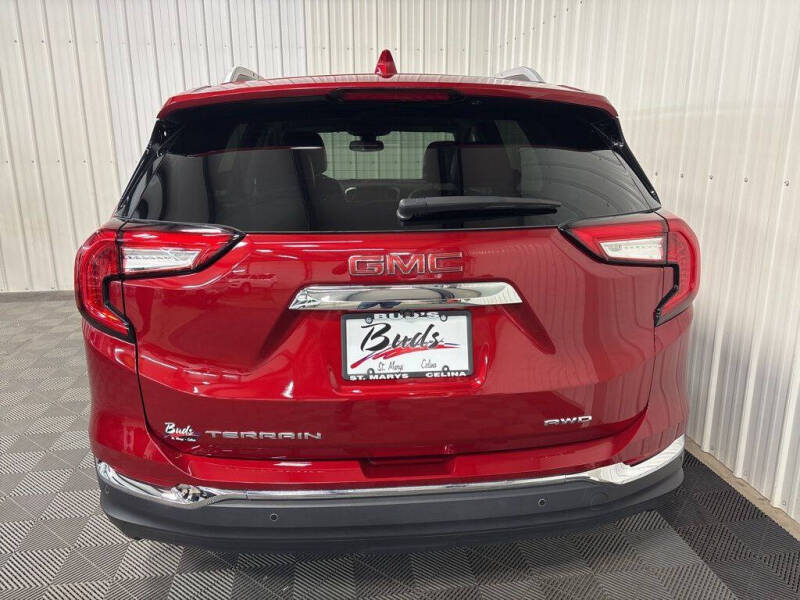 2024 GMC Terrain SLT