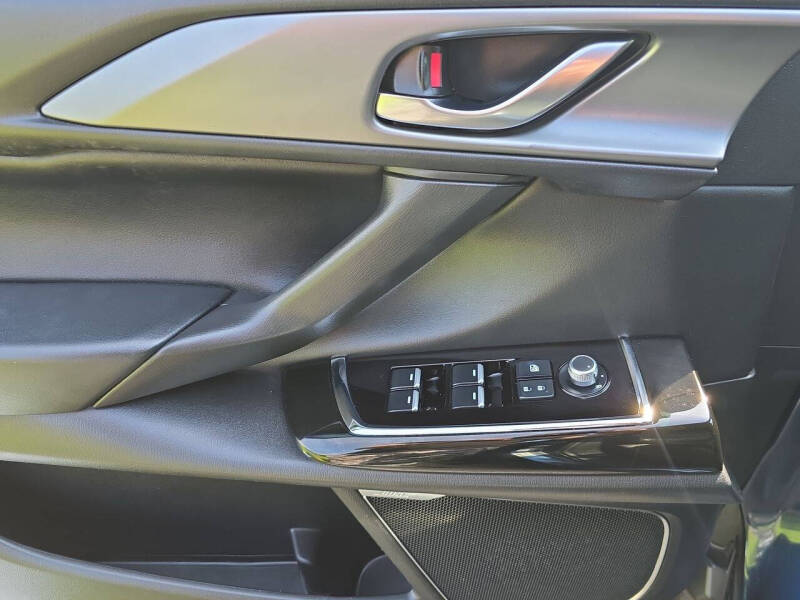 2022 Mazda CX-9 Touring Plus