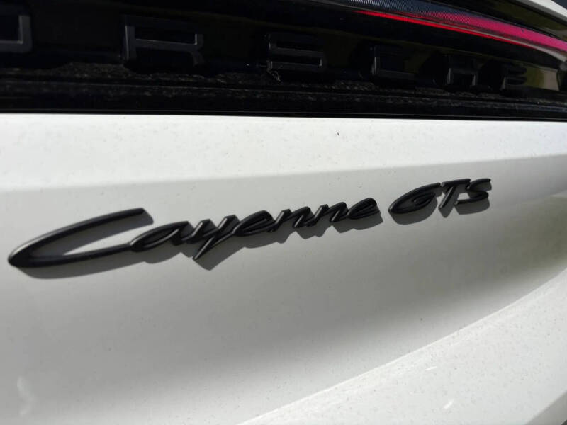 2025 Porsche Cayenne GTS Coupe