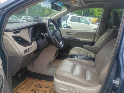 2017 Toyota Sienna