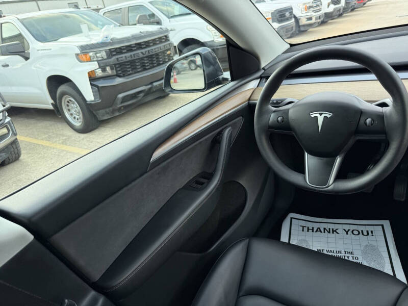 2023 Tesla Model Y Long Range