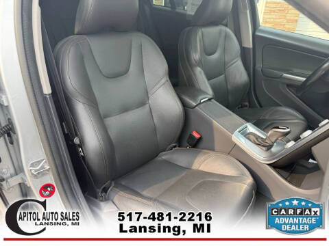 2017 Volvo V60 Cross Country T5 Platinum