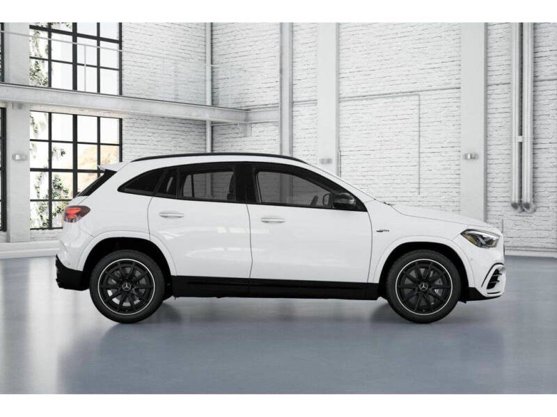 2026 Mercedes-Benz GLA AMG GLA 35