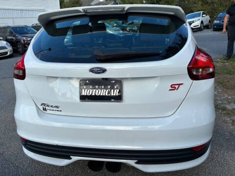 2017 Ford Focus ST