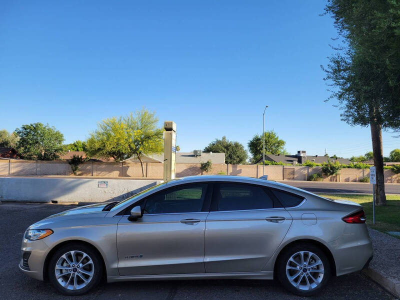 2019 Ford Fusion Hybrid SE