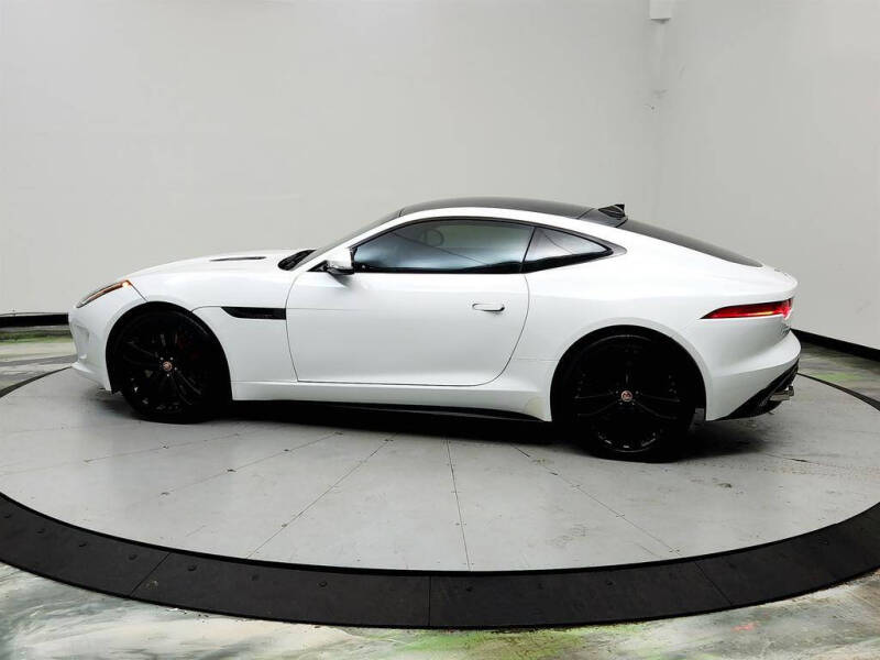 2015 Jaguar F-TYPE R