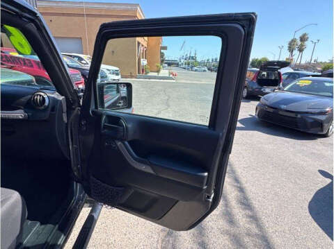 2016 Jeep Wrangler Sport