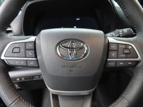 2025 Toyota Sienna Platinum 7-Passenger
