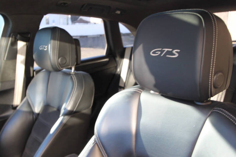 2023 Porsche Macan GTS