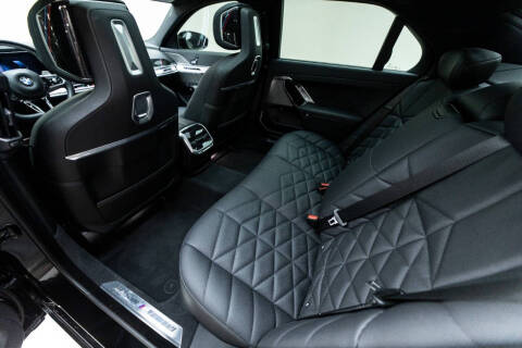 2023 BMW 7 Series 740i