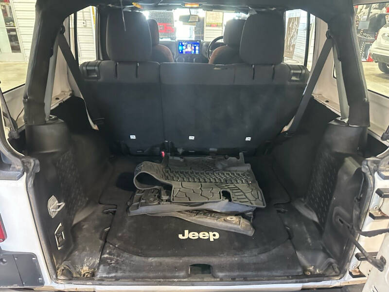 2014 Jeep Wrangler Unlimited Sport RHD