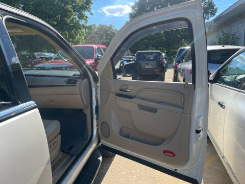 2012 Cadillac Escalade Luxury