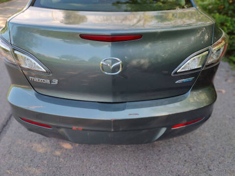2013 Mazda MAZDA3 i Sport
