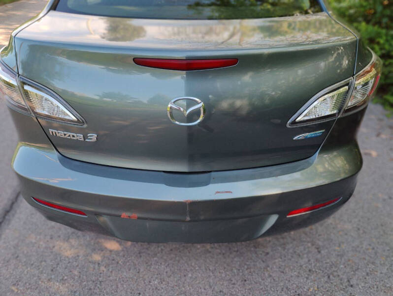 2013 Mazda MAZDA3 i Sport