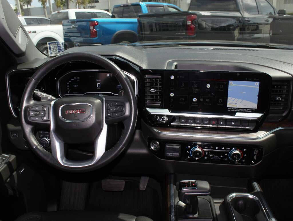 2022 GMC Sierra 1500  - $56,995