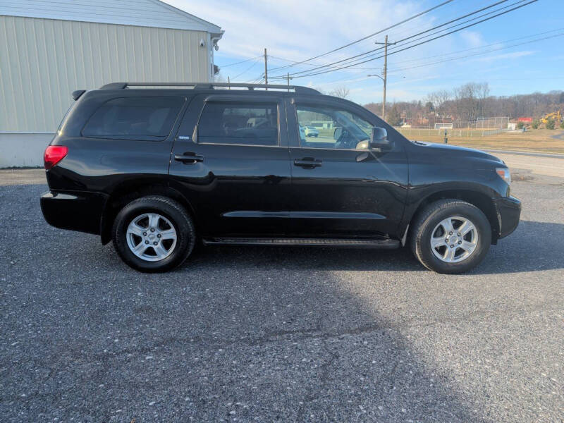 2015 Toyota Sequoia SR5