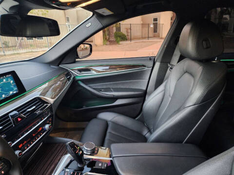 2018 BMW 5 Series 530i