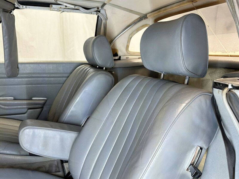 1981 Mercedes-Benz 380-Class 380 SL