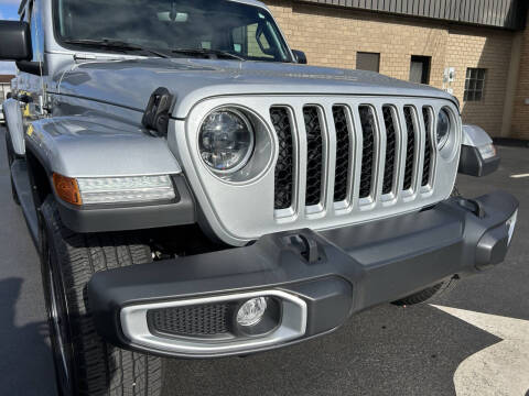 2023 Jeep Gladiator Overland