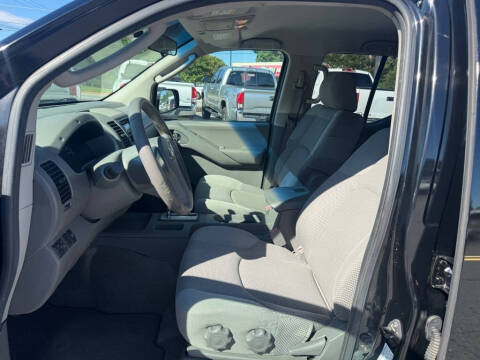 2005 Nissan Frontier SE