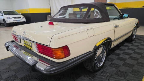 1986 Mercedes-Benz 560-Class 560 SL