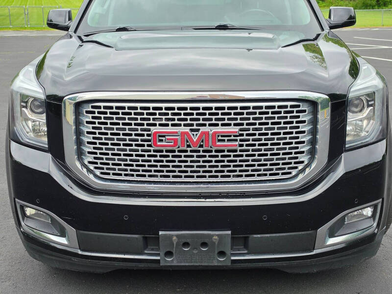 2017 GMC Yukon XL Denali
