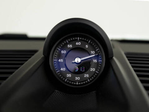 2025 Porsche 911 Carrera