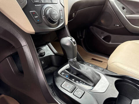 2017 Hyundai Santa Fe Limited Ultimate